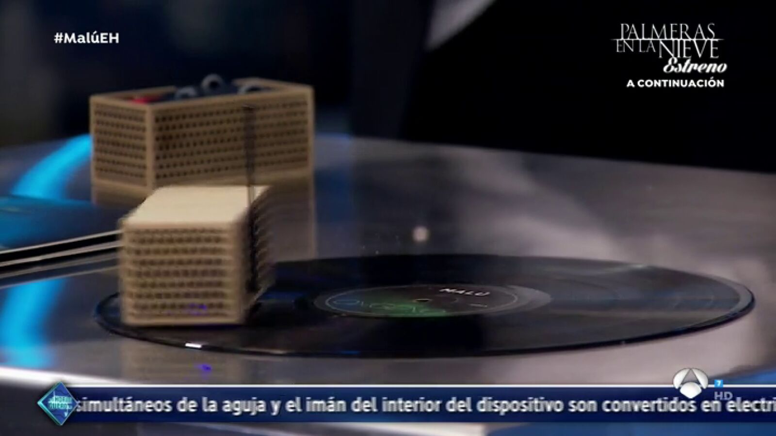 Malú alucina con el Rok Blok de Marron en 'El Hormiguero 3.0'