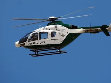 Fotografía de archivo de un helicóptero de la Guardia Civil