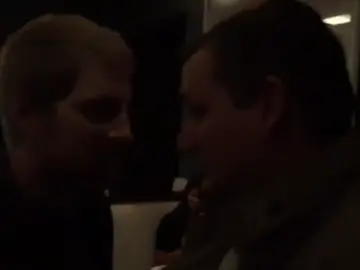 Varias personas protagonizan un escrache contra el senador Ted Cruz y su esposa en un restaurante en Washington Varias personas protagonizan un escrache contra el senador Ted Cruz y su esposa en un restaurante en Washington