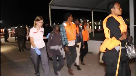 Salvamento Marítimo ha rescatado 151 inmigrantes de tres pateras cerca de Motril Salvamento Marítimo ha rescatado 151 inmigrantes de tres pateras cerca de Motril