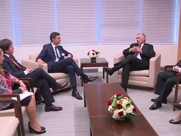 Sánchez acepta la invitación de Miguel Díaz Canel y visitará oficialmente Cuba "lo antes posible" Sánchez acepta la invitación de Miguel Díaz Canel y visitará oficialmente Cuba "lo antes posible"