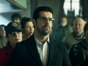 El vídeo que señala a Jon como culpable sale a la luz en televisión El vídeo que señala a Jon como culpable sale a la luz en televisión