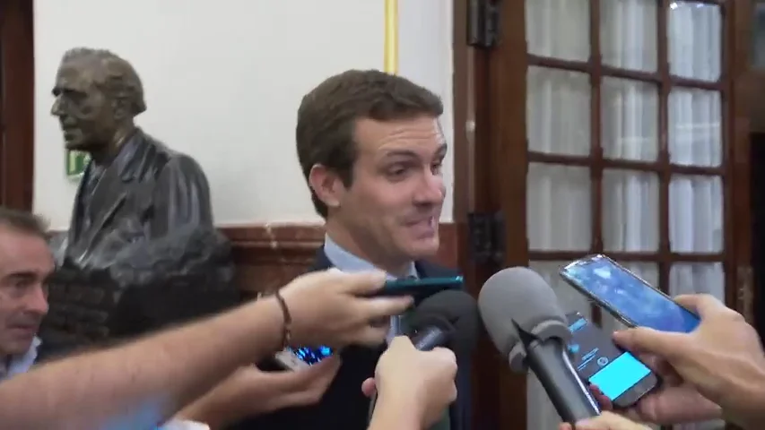 Casado, tras la candidatura de Valls a la alcaldía de Barcelona: "Tenemos que hablar para que los constitucionalistas saquemos una mayoría suficiente"