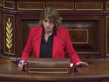 Dolores Delgado niega que va a dimitir: "Ni este gobierno socialista, ni esta ministra va aceptar el chantaje de nadie" Dolores Delgado niega que va a dimitir: "Ni este gobierno socialista, ni esta ministra va aceptar el chantaje de nadie"