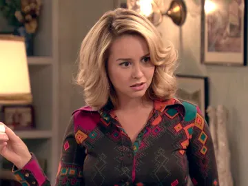 Luisita descubre el secreto de María Luisita descubre el secreto de María