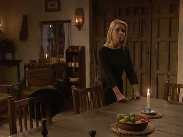 Isaac defiende el comportamiento de Elsa frente a Antolina: "Tienes que mostrar piedad por ella" Isaac defiende el comportamiento de Elsa frente a Antolina: "Tienes que mostrar piedad por ella"