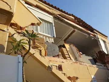 El edificio derrumbado en Orihuela El edificio derrumbado en Orihuela
