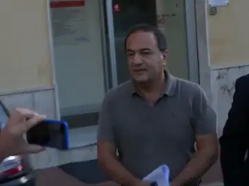 El alcalde de un pueblo de Calabria acusado de favorecer la inmigración ilegal El alcalde de un pueblo de Calabria acusado de favorecer la inmigración ilegal