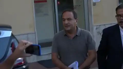 El alcalde de un pueblo de Calabria acusado de favorecer la inmigración ilegal El alcalde de un pueblo de Calabria acusado de favorecer la inmigración ilegal