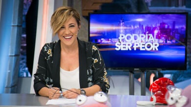 Cristina Pardo homenajea el disco de Víctor Manuel y recuerda en 'El Hormiguero 3.0' a los políticos que no saben dónde están