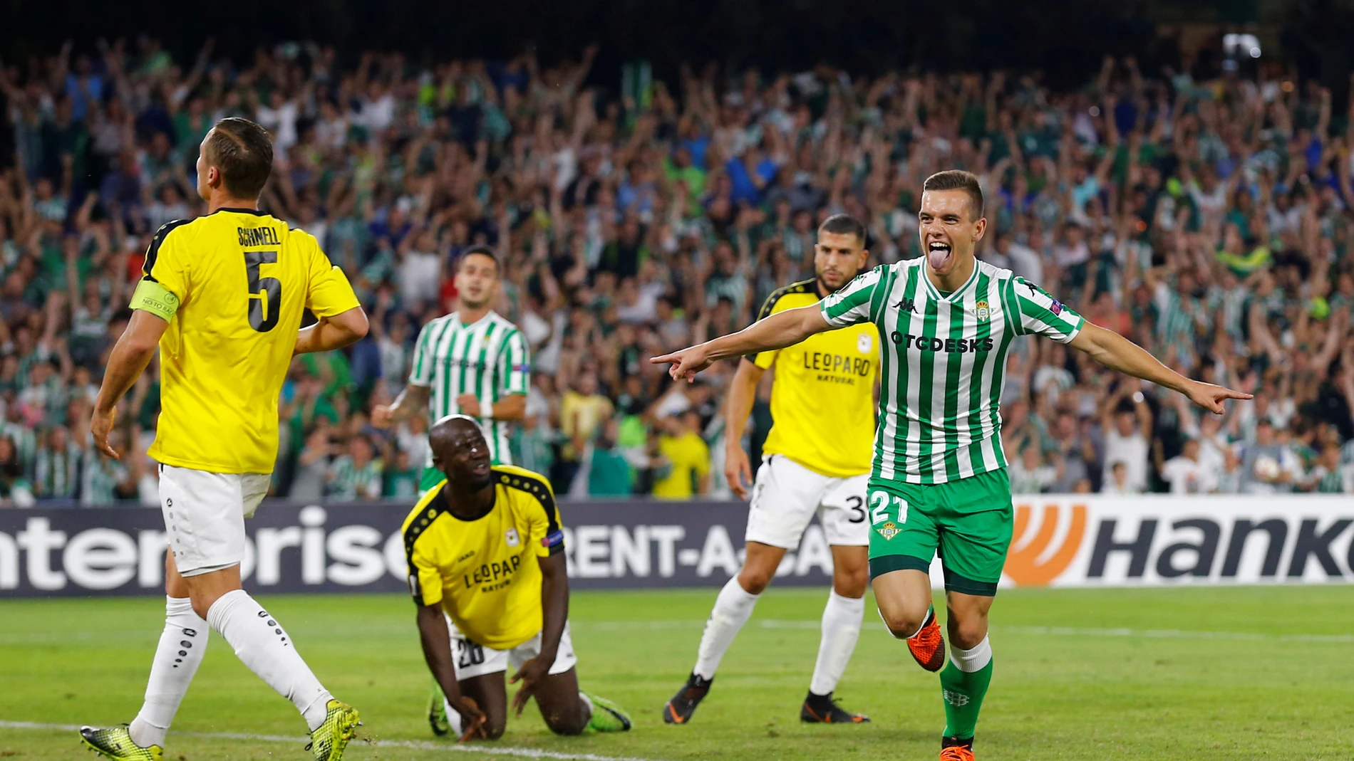 Lo Celso celebra su gol con el Betis en el Villamarín Lo Celso celebra su gol con el Betis en el Villamarín