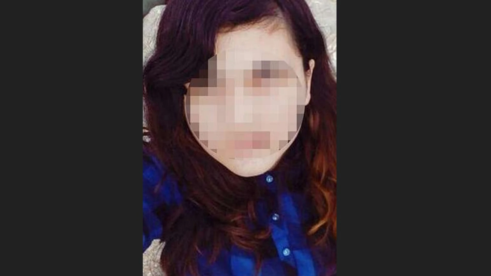 Una niña de 12 años, acusada de cometer un asesinato caníbal Una niña de 12 años, acusada de cometer un asesinato caníbal