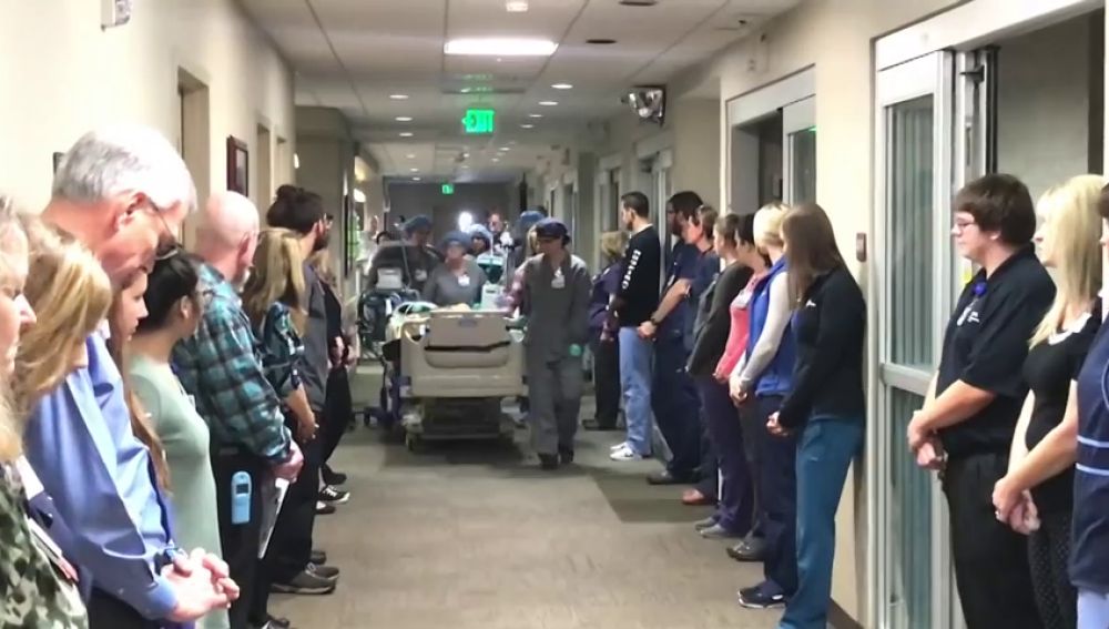 El emotivo homenaje a un paciente que iba a donar sus órganos antes de ser desconectado