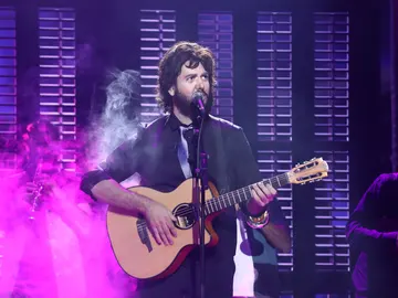 Manu Sánchez nos cuenta 'Lo mal que estoy y lo poco que me quejo' como El Kanka Manu Sánchez nos cuenta 'Lo mal que estoy y lo poco que me quejo' como El Kanka