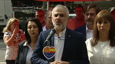 Ciudadanos acusa a Sánchez de huir ante "la semana trágica" vivida en Cataluña Ciudadanos acusa a Sánchez de huir ante "la semana trágica" vivida en Cataluña