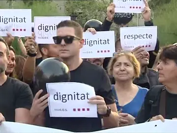 Mossos d'Escuadra se manifiestan en Bareclona para protestar por el dispositivo del 1-O Mossos d'Escuadra se manifiestan en Bareclona para protestar por el dispositivo del 1-O