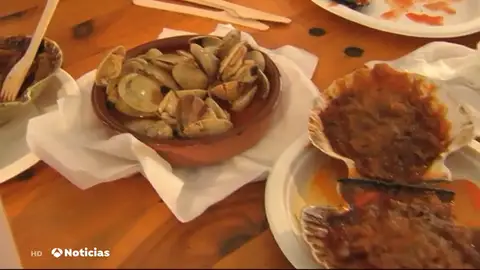 O Grove en Pontevedra celebra su gran fiesta del marisco gallego O Grove en Pontevedra celebra su gran fiesta del marisco gallego