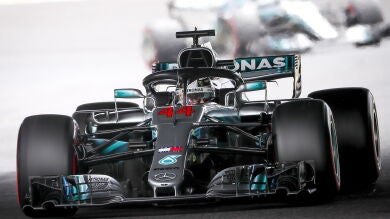 Lewis Hamilton se hace con la pole en Suzuka con Vettel en octava posición; Carlos Sainz 13º y Fernando Alonso 18º
