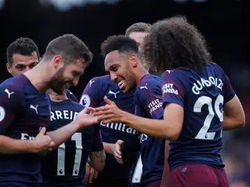 Los jugadores del Arsenal celebran un gol ante el Fulham Los jugadores del Arsenal celebran un gol ante el Fulham