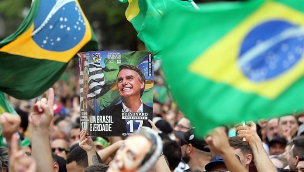 Manifestación a favor del ultraderechista Bolsonaro