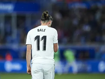Bale, cabizbajo Bale, cabizbajo