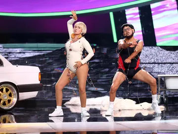 La alucinante actuación de José Corbacho y Silvia Abril como Jirafa Rey y La Pili La alucinante actuación de José Corbacho y Silvia Abril como Jirafa Rey y La Pili