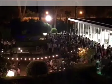 Cerca de 500 vecinos conviven con un salón de bodas en su patio Cerca de 500 vecinos conviven con un salón de bodas en su patio