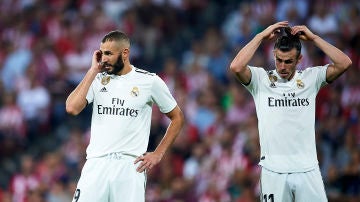 Benzema y Bale, durante un partido con el Real Madrid