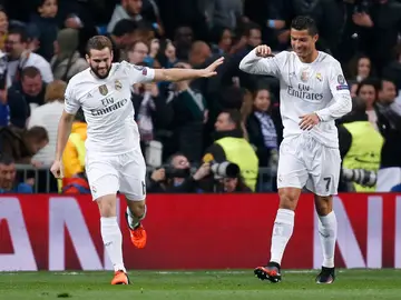 Nacho celebra un gol con Cristiano Ronaldo Nacho celebra un gol con Cristiano Ronaldo