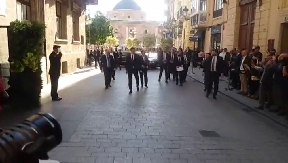 Sánchez llega al Palau de la Generalitat para asistir al acto institucional por el Día de la Comunidad Valenciana