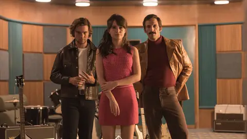 Arranca el rodaje de '45 Revoluciones', nueva serie original de Atresmedia Televisión Arranca el rodaje de '45 Revoluciones', nueva serie original de Atresmedia Televisión