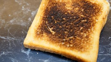 Ojo con dorar demasiado las tostadas. Ojo con dorar demasiado las tostadas.