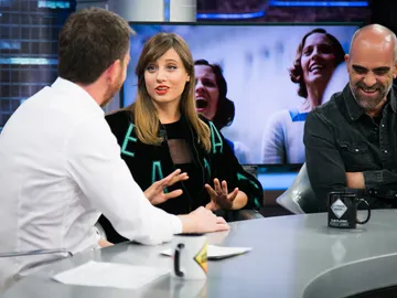 La peligrosa anécdota de Michelle Jenner y Luis Tosar en la grabación de su nueva película La peligrosa anécdota de Michelle Jenner y Luis Tosar en la grabación de su nueva película