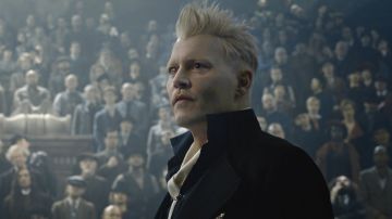 Johnny Depp como Grindelwald Johnny Depp como Grindelwald