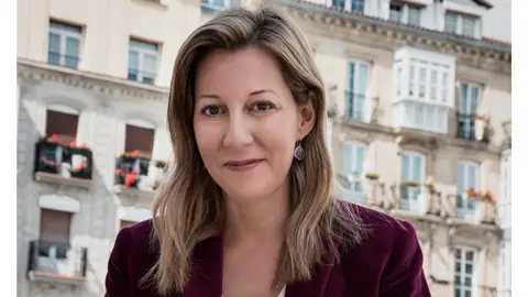 Eva García Sáenz de Urturi presenta su libro 'Los señores del tiempo' Eva García Sáenz de Urturi presenta su libro 'Los señores del tiempo'