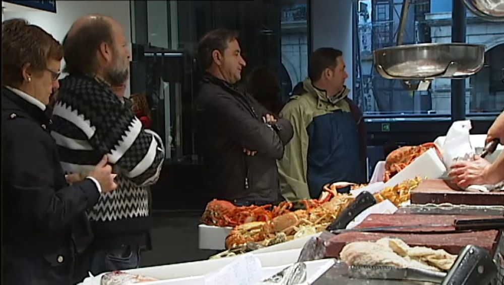 El Ayuntamiento de Madrid estudia crear una moneda local para beneficiar al pequeño comercio