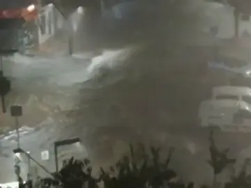 Málaga en alerta roja por fuertes lluvias Málaga en alerta roja por fuertes lluvias