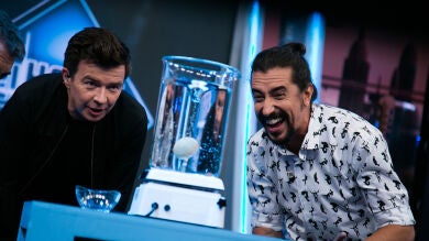 Rick Astley alucina con el vórtice roto de Marron en 'El Hormiguero 3.0'