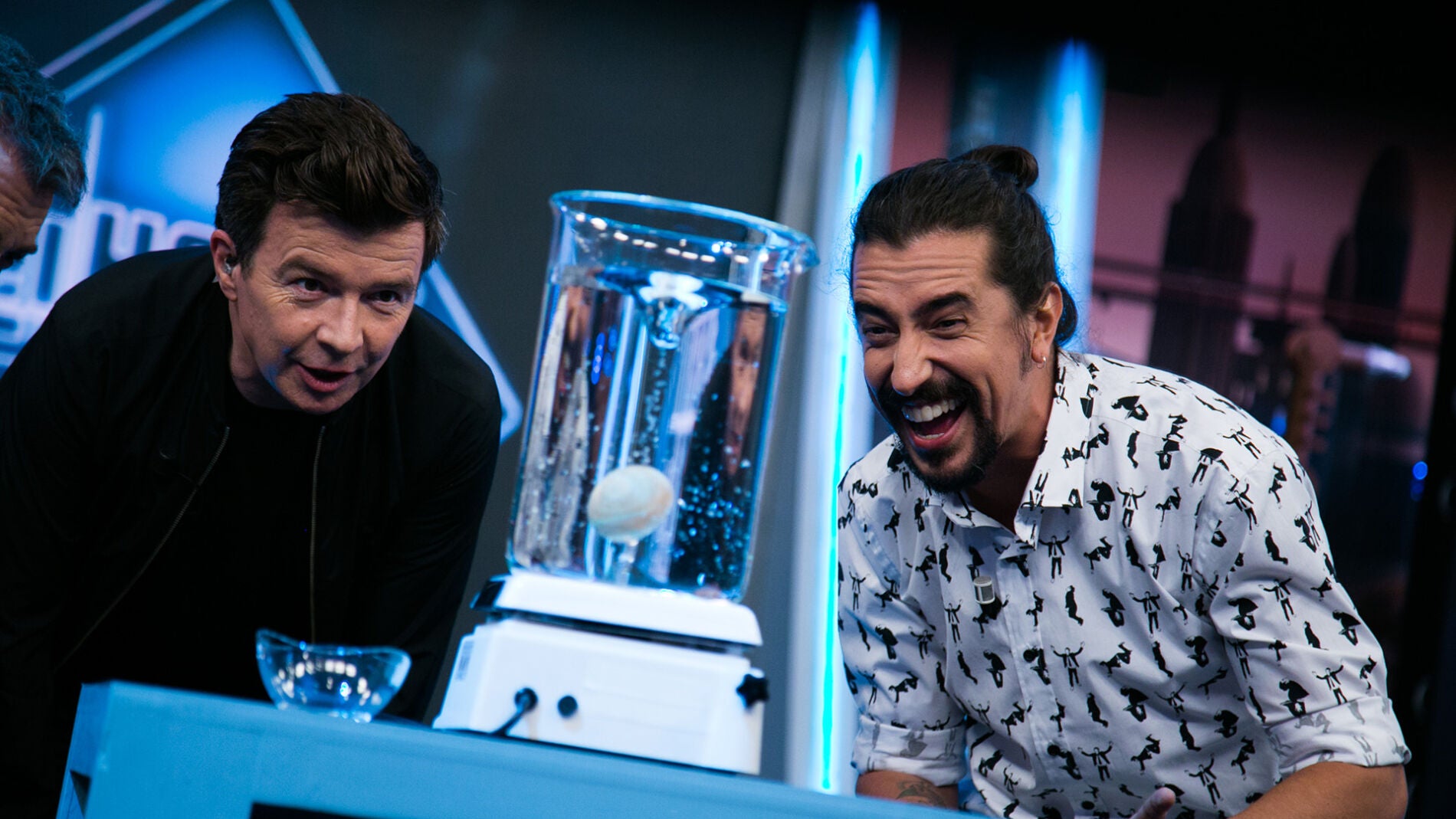 Rick Astley alucina con el v&oacute;rtice roto de Marron en 'El Hormiguero 3.0'