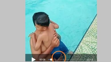 Una mano misteriosa que agarra el muslo de un niño en una piscina intriga a las redes sociales 