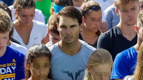 Rafa Nadal guarda un minuto de silencio por las víctimas de Mallorca Rafa Nadal guarda un minuto de silencio por las víctimas de Mallorca