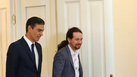 El presidente del Gobierno, Pedro Sánchez, y el secretario general de Podemos, Pablo Iglesias El presidente del Gobierno, Pedro Sánchez, y el secretario general de Podemos, Pablo Iglesias