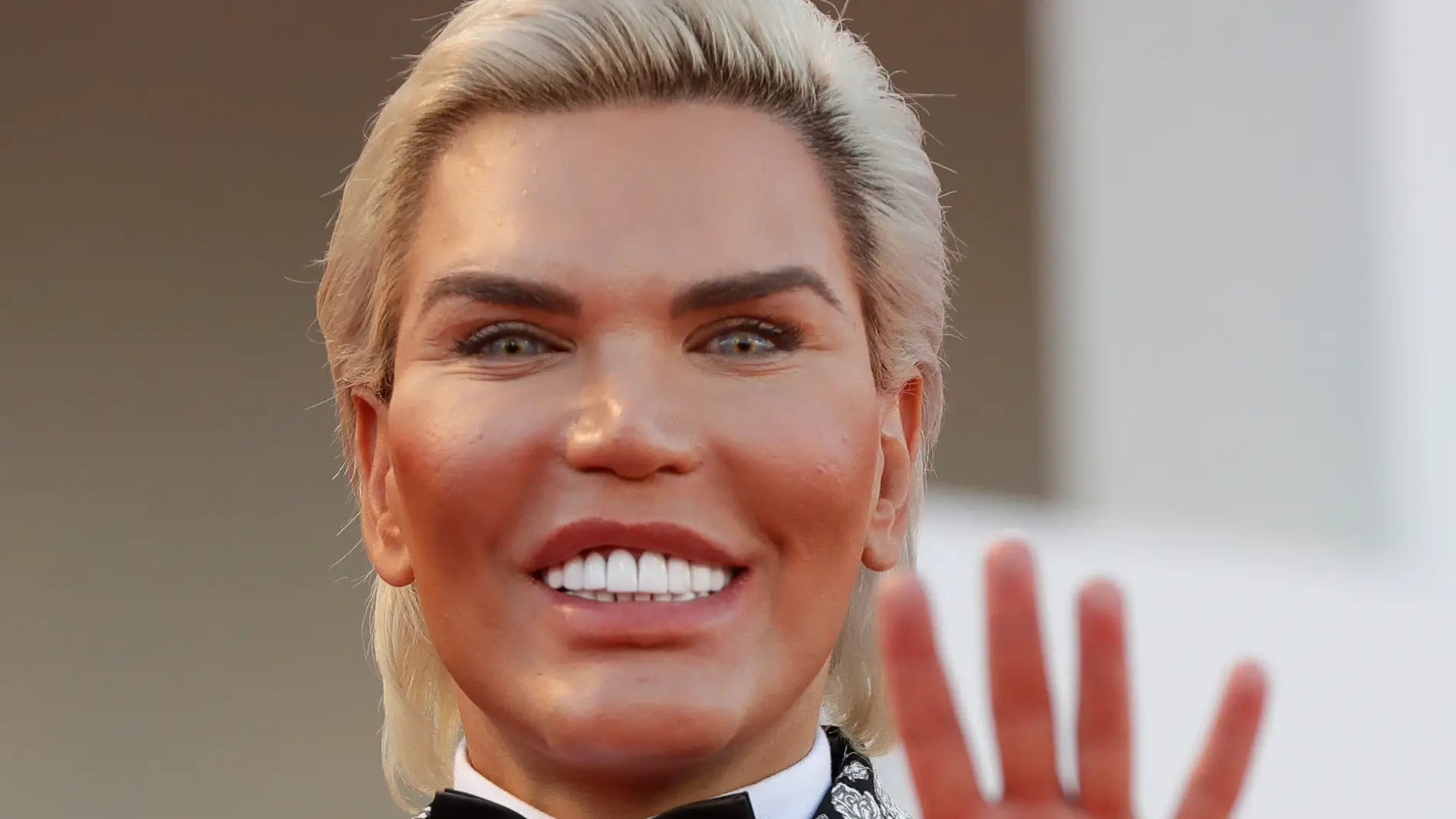 Rodrigo Alves, el Ken Humano