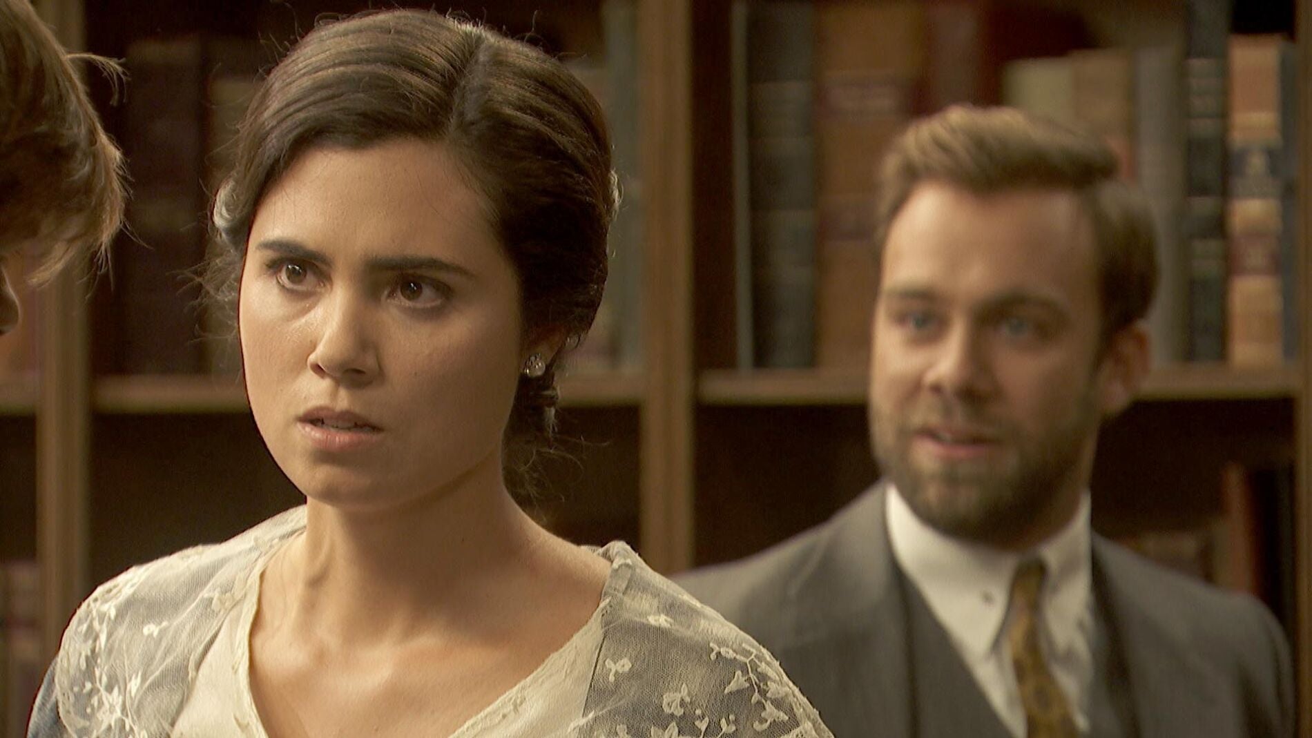 Mar&iacute;a llega a Puente Viejo dejando en rid&iacute;culo a Gonzalo