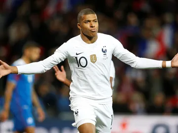 Mbappé celebra su gol contra Islandia Mbappé celebra su gol contra Islandia