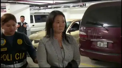 Detienen a la hija de Fujimori por blanqueo de capitales tras ser interrogada en el tribunal Detienen a la hija de Fujimori por blanqueo de capitales tras ser interrogada en el tribunal