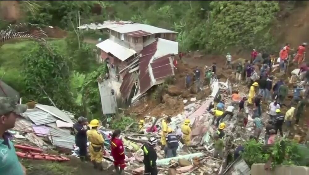 Un deslizamiento deja 12 muertos en Colombia