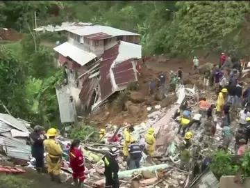 Un deslizamiento deja 12 muertos en Colombia Un deslizamiento deja 12 muertos en Colombia