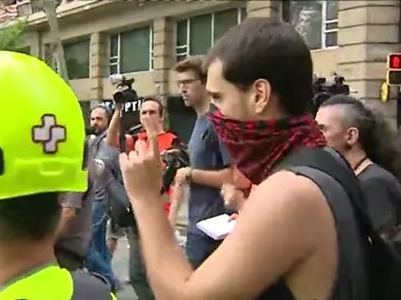 Un grupo de antifascistas se manifiesta en Barcelona Un grupo de antifascistas se manifiesta en Barcelona