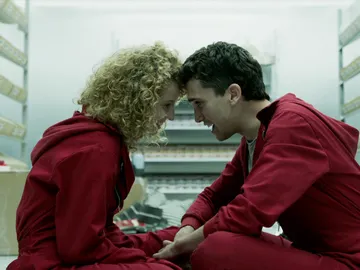 Emotivo reencuentro de Jaime Lorente y Esther Acebo de 'La casa de papel' Emotivo reencuentro de Jaime Lorente y Esther Acebo de 'La casa de papel'